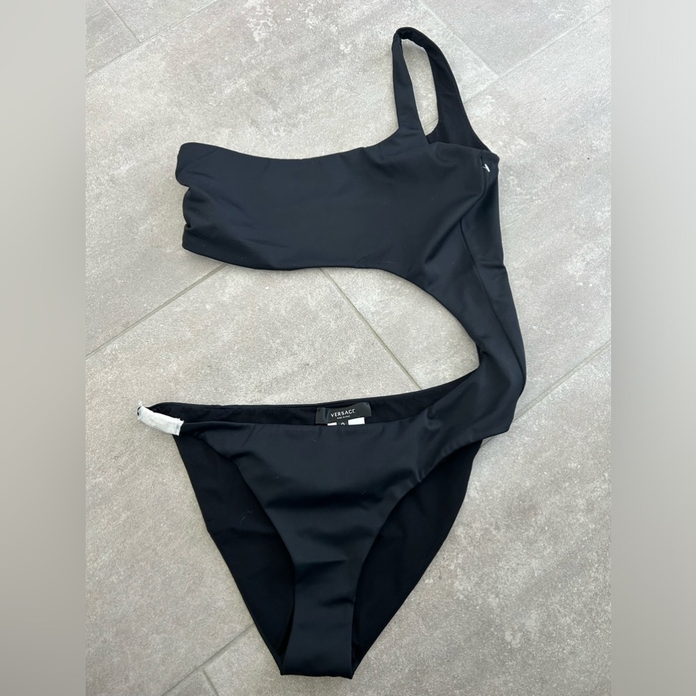 Versace NEW Cut-Out One Piece Swimsuit EU size 3